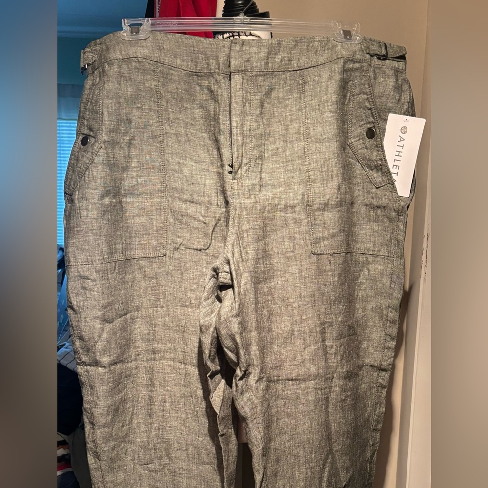 Athleta Voyager Linen Pant new with tags.